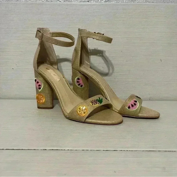 Gianni Bini Joenahtwo Natural Straw Fruit Embellished Block Heel Sandals Summer - Picture 2 of 16